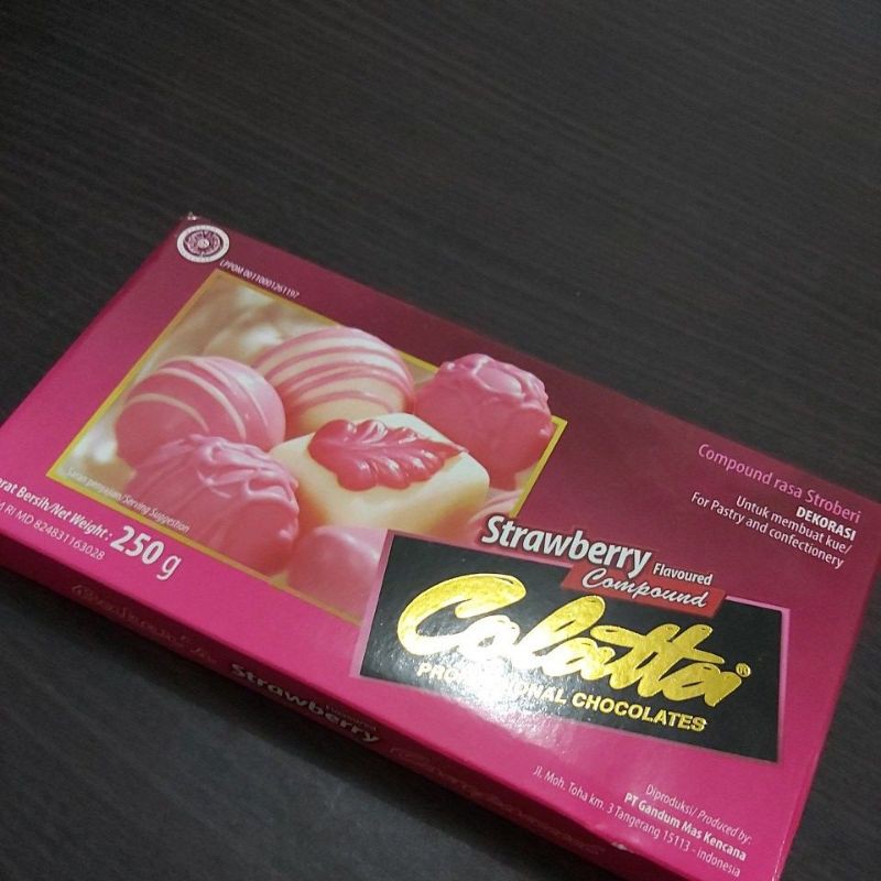 

coklat stroberi compound colatta