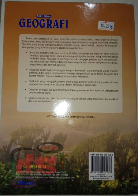 Buku GEOGRAFI Kelas X SMA/MA Kurikulum 2013 Kelompok Peminatan Ilmu Sosial-3