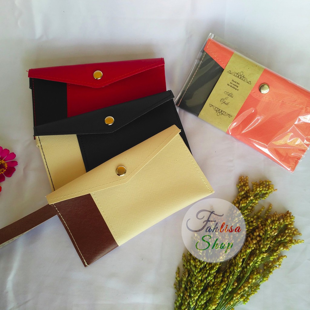 

Souvenir Dompet Amplop Botega Tebal Dual Warna