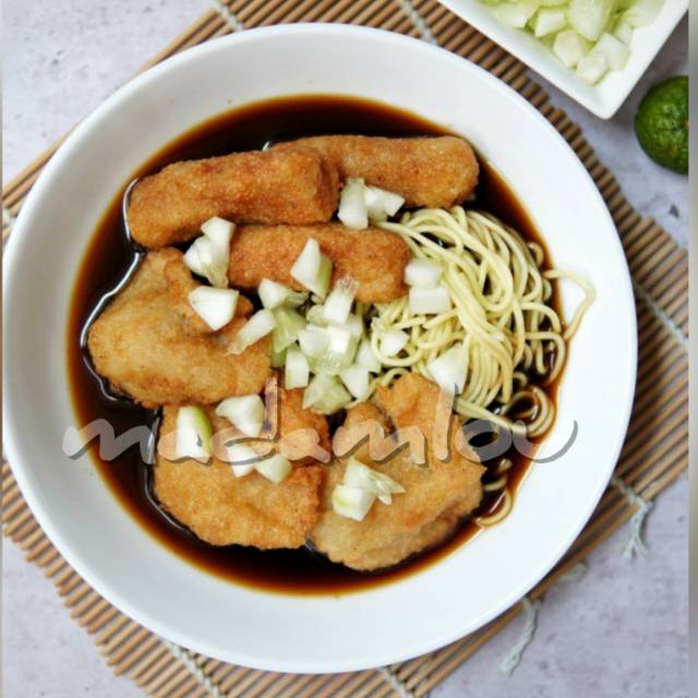 

Pempek Madam Lou