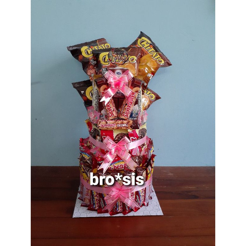 

kue ulang tahun snack praktis / Snack tower / Snack Graduation / Snack Wisuda /