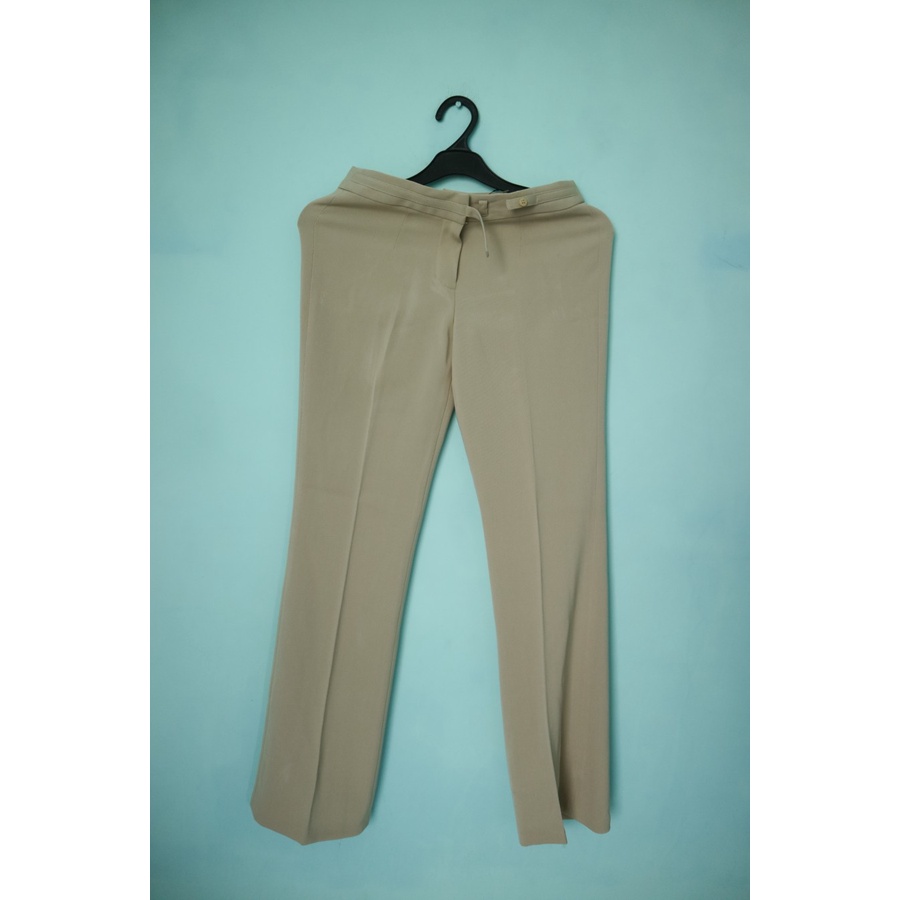 PrelovedCelanaPanjangWanitaTheExecutive