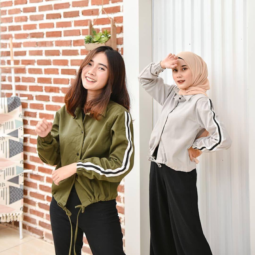 Julia Button l Jaket Wanita Terbaru