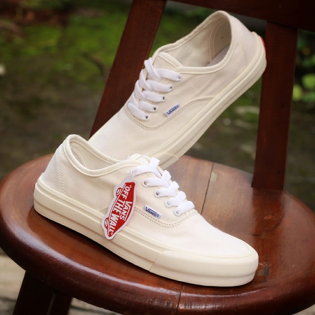 PROMO Vans Authentic OG Warna Krem, Sepatu Sneakers Wanita dan Pria yang ingin bergaya Casual