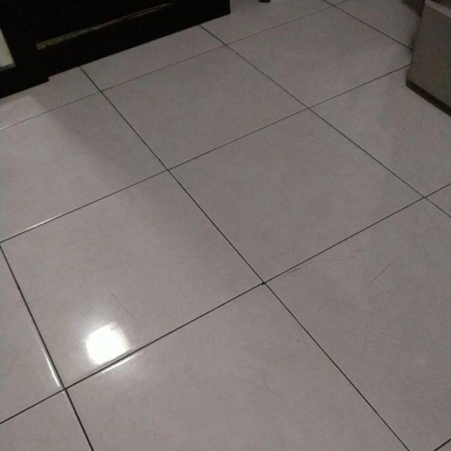 Floor Drain Plastik Untuk Tutup Lubang Pembuangan Kamar Mandi / Toilet