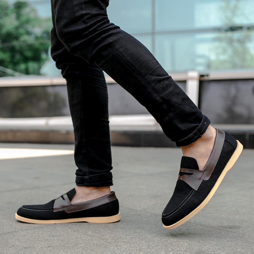 ELVRA Footwear - Sepatu Formal Pria Slip On Loafer Casual - Flow Black Cream Canvas