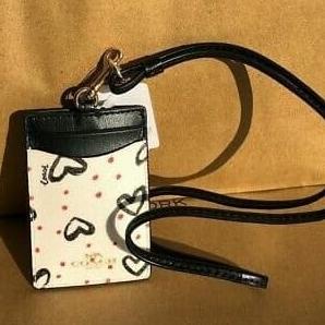 

Lanyard Coach Best Seller Authentic / Gantungan Tempat Id Card Ori Terlaris