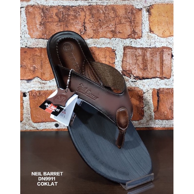 sandal pria , sandal cowok , sandal jepit bahan kulit NEIL BARRET