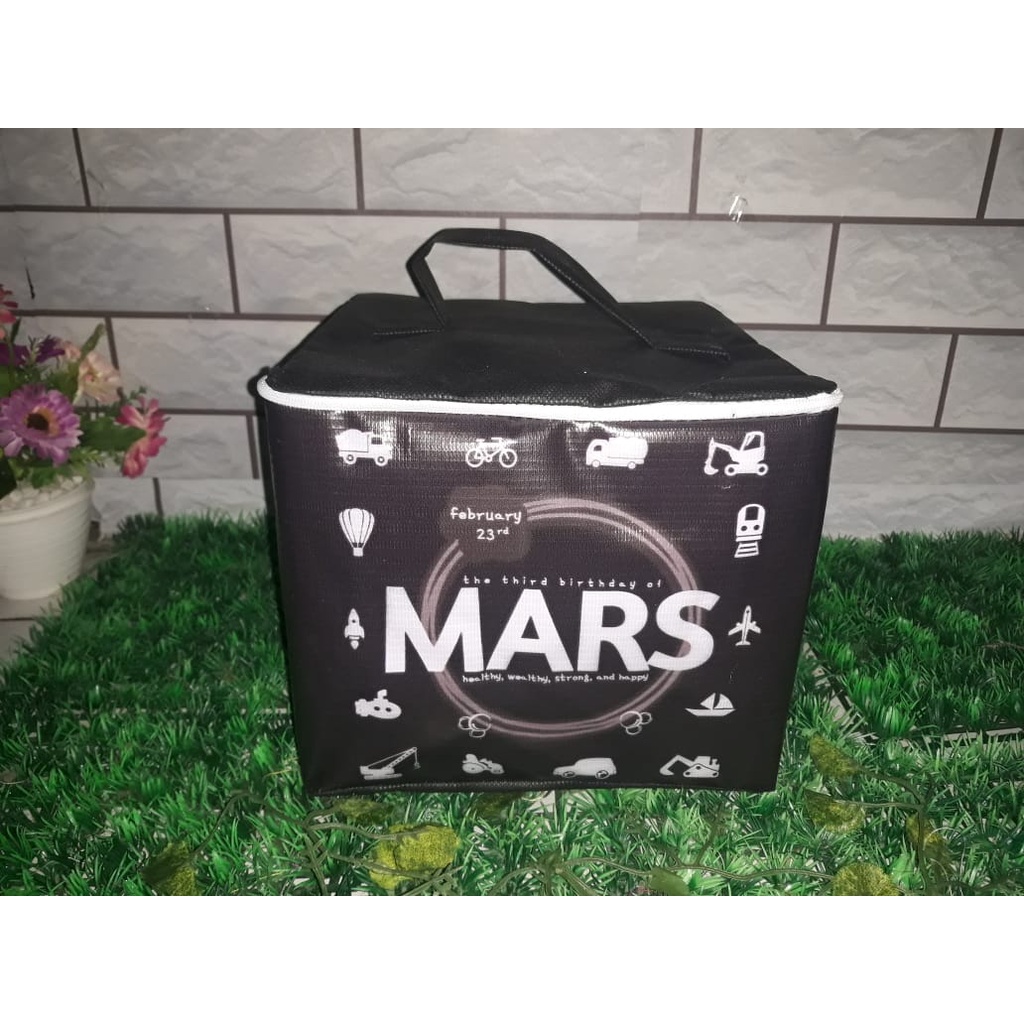 TAS ULTAH KUBUS / TAS KUBUS ANAK / TAS SOUVENIR ULTAH ANAK / TAS UNIK MURAH FREE DESAIN