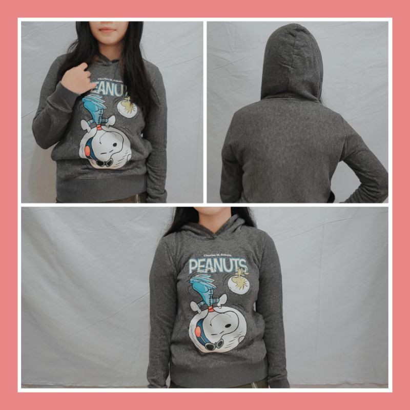 UNIQLO grey peanuts hoodie
