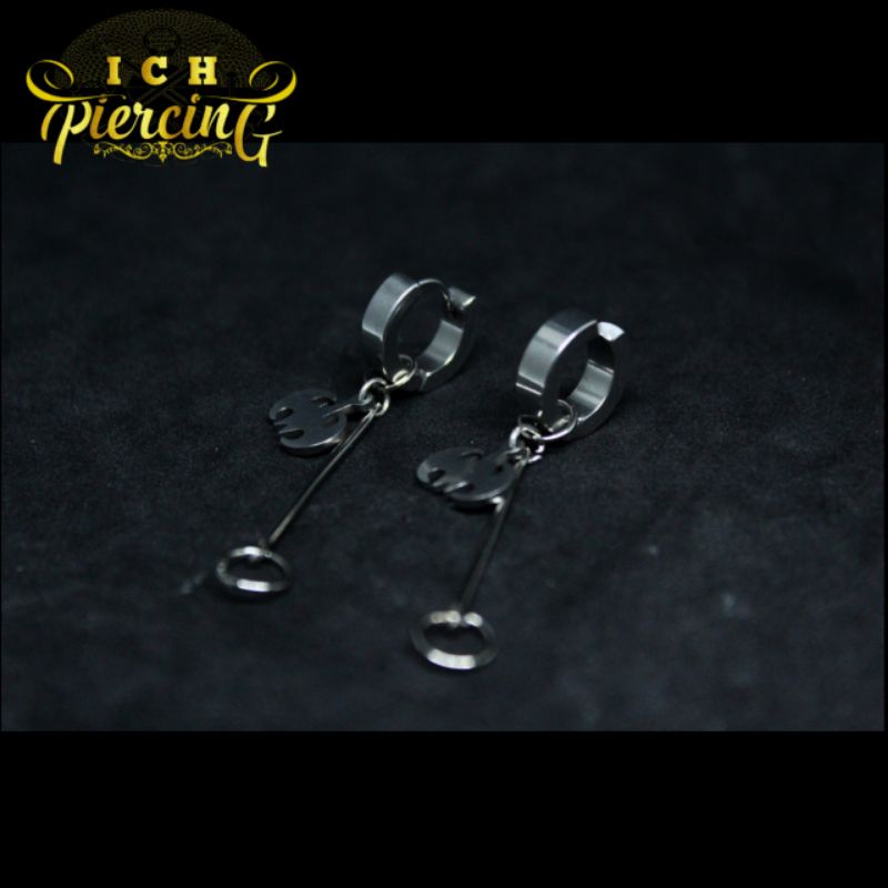 Anting style Korea model gantungan batang Batman / Anting tindik dan Jepit