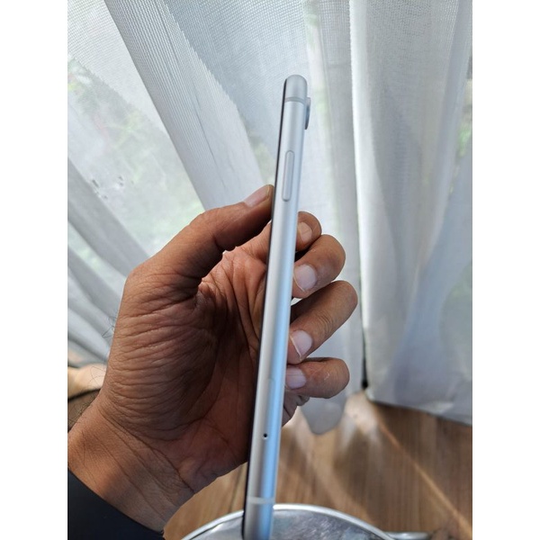 iphone XR 64gb resmi ibox mulus 100% rasa baru