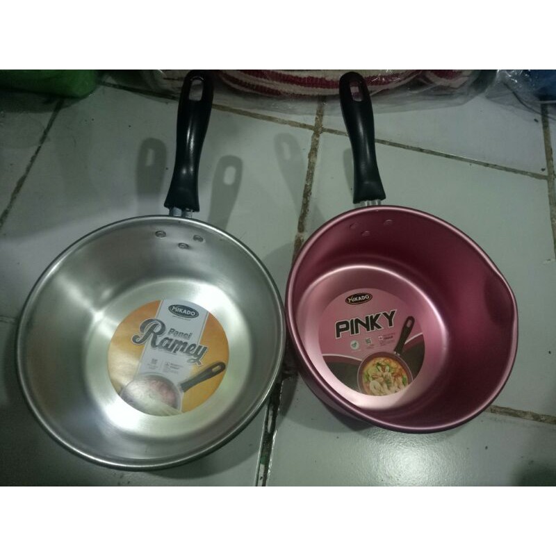 Panci Mie Mi Instan Panci Gagang Mikado warna pink putih
