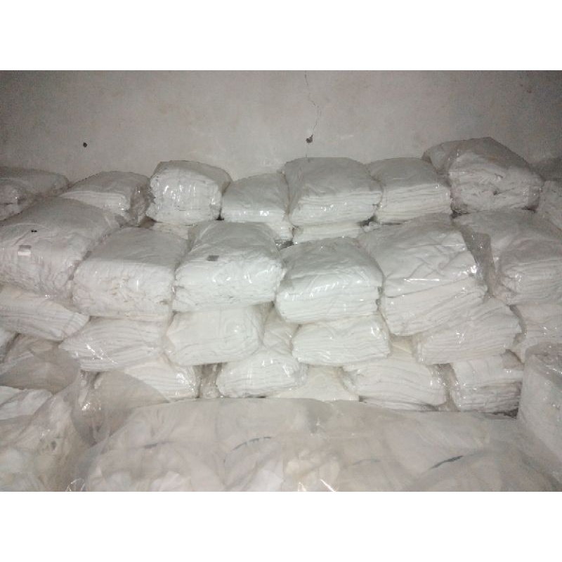 Paket usaha baju/kaos dalam oblong polos Mundo kodian campur 12pcs / 1Lusin