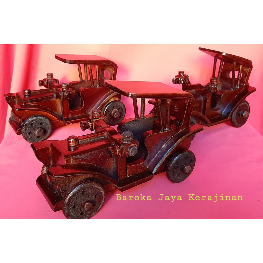 Pajangan Miniatur mobil Kayu Antik Besar