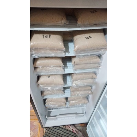 

Ikan Tenggiri Giling Standart / Daging Tenggiri Giling Murni kemasan 500 gram