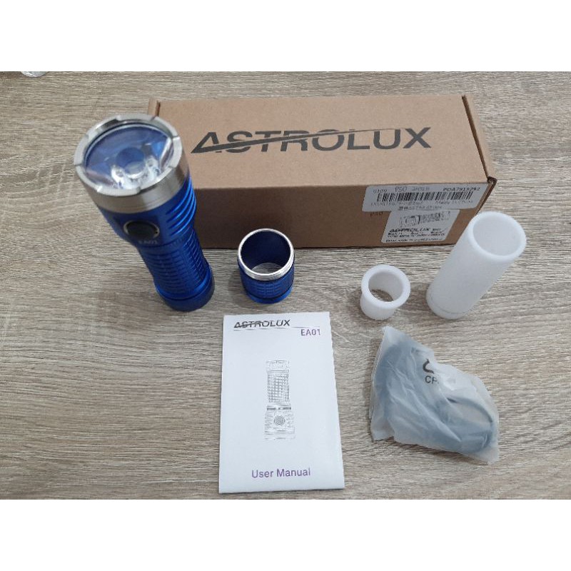 Astrolux EA01 SST40 2300Lumens Lensa TIR