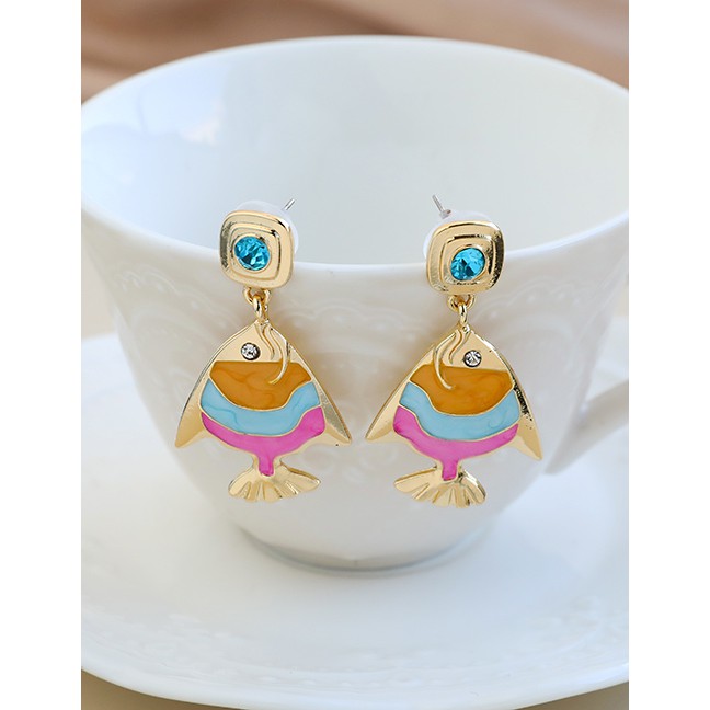 LRC Anting Tusuk Fashion Color Alloy Diamond Goldfish Stud P58692