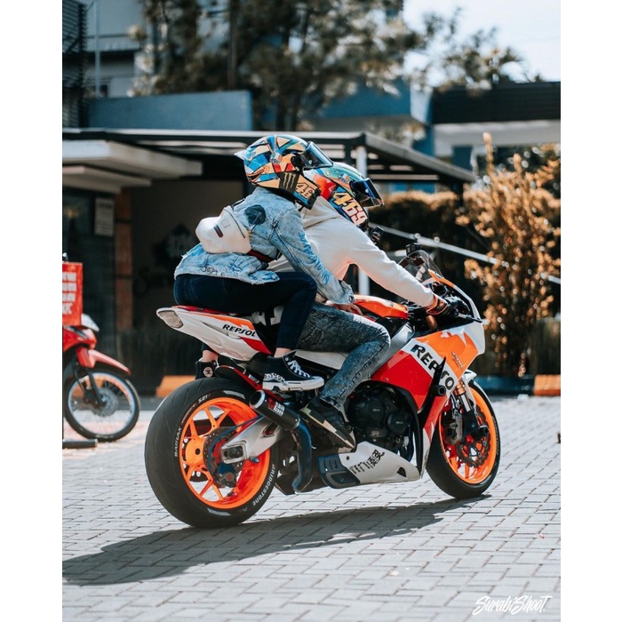 Knalpot villan z2 carbon full system CBR1000rr BARANG 100% ORIGINAL