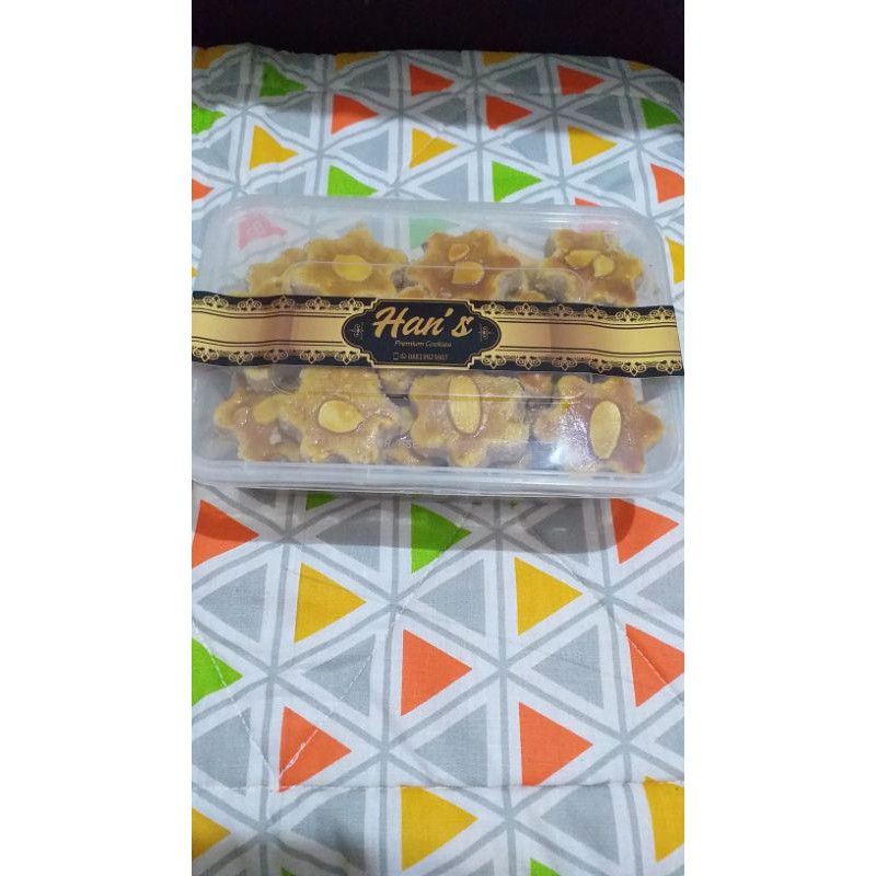

kue kacang450gr