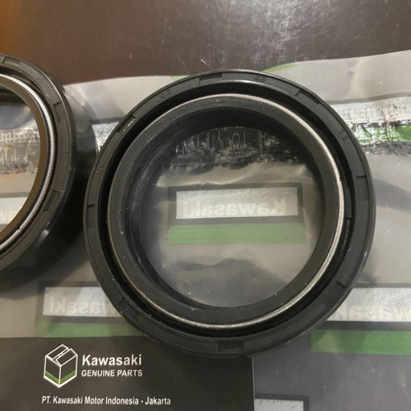 KDM_24 SEAL SHOCK DEPAN D TRACKER KAWASAKI 150