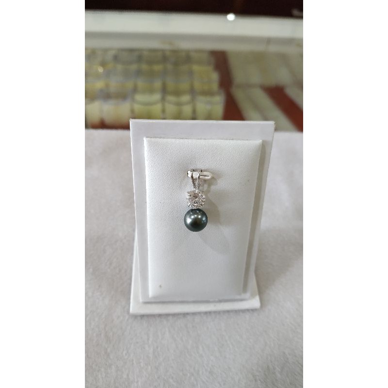 liontin emas putih mata 1 dengan mutiara air laut