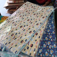 

Kertas Kado
