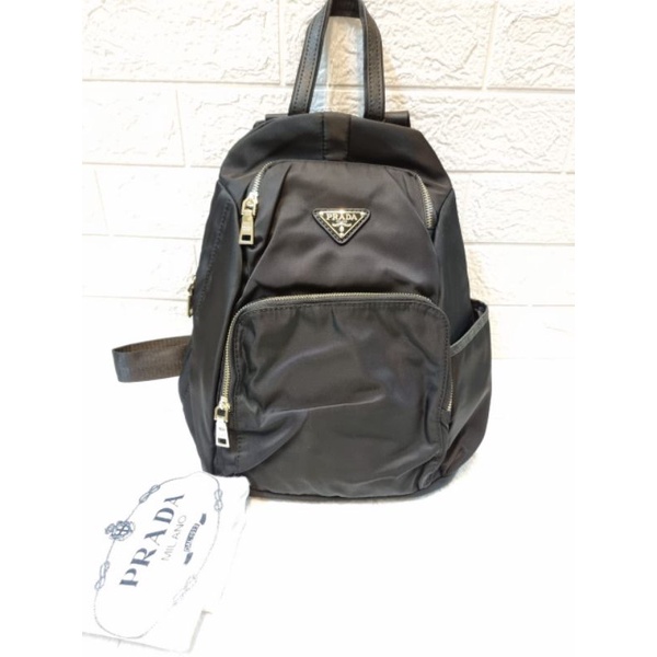 tas ransel prada