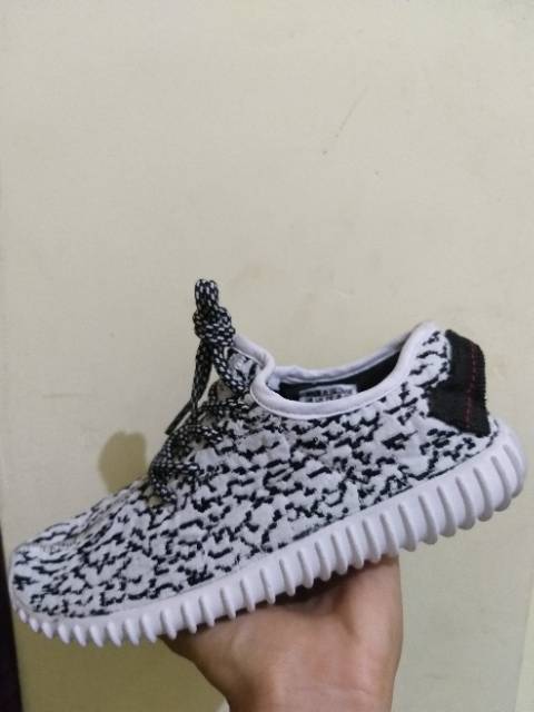 Sepatu adidas yezzy kids junior sale limited stok white oreo putih Sneakers anak lucu murah keren