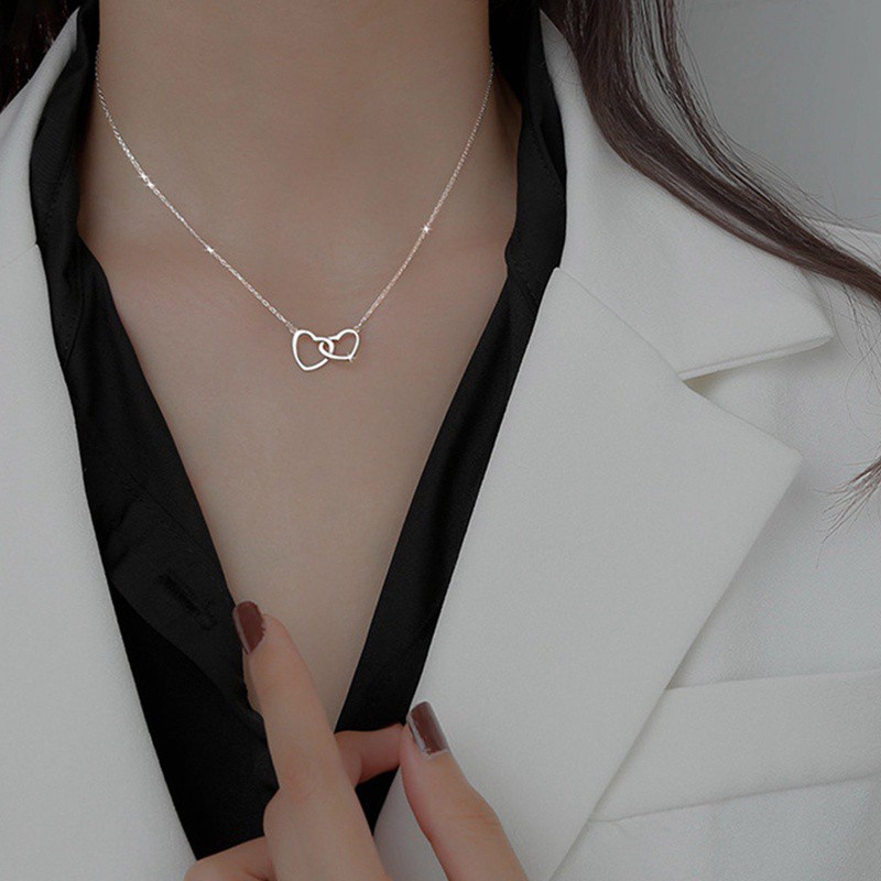 New Girls Women Double Heart Hollow Personaility Heart Necklace Love Geomertic Clavicle Choker