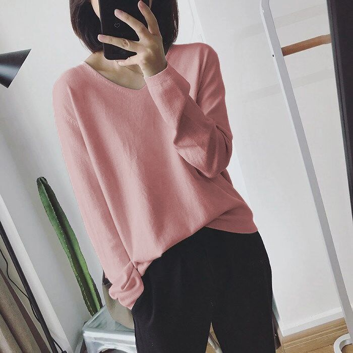 Wanita v-neck sweater mahasiswi versi Korea longgar bottoming kemeja warna solid lengan panjang pull