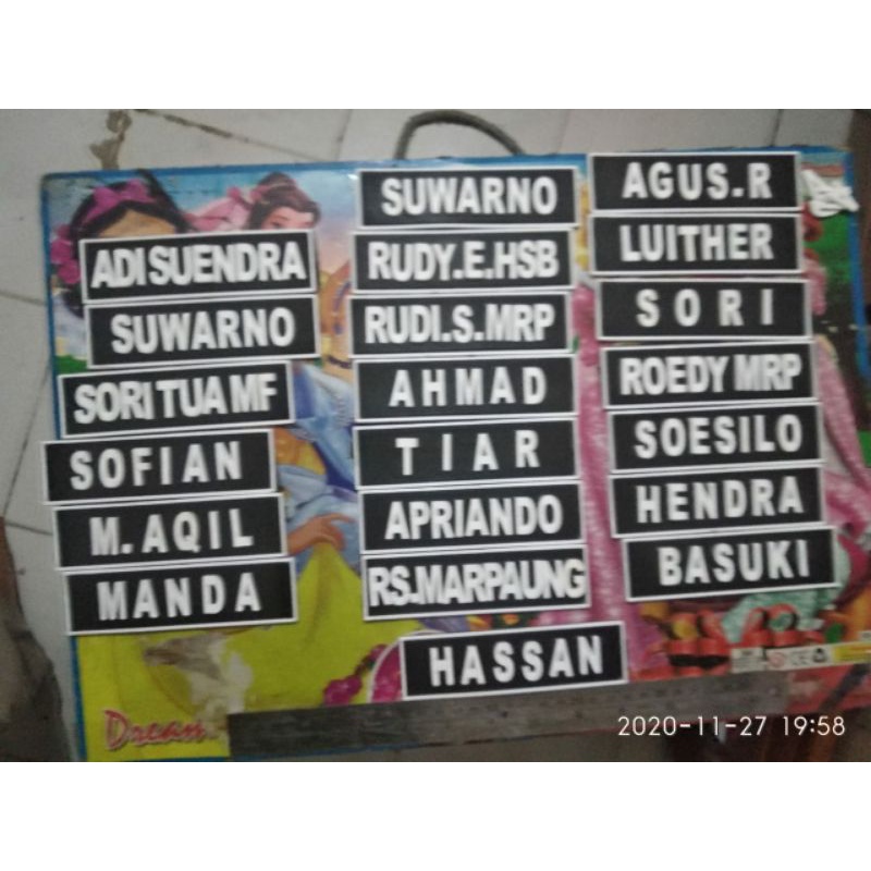 papan nama dada/name tag