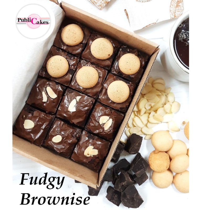 

FUDGE BROWNIES