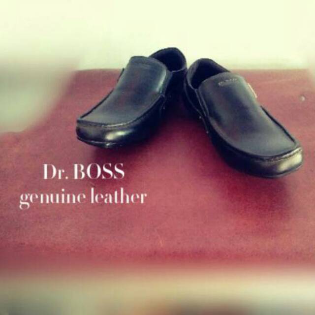 Sepatu kulit asli dr boss