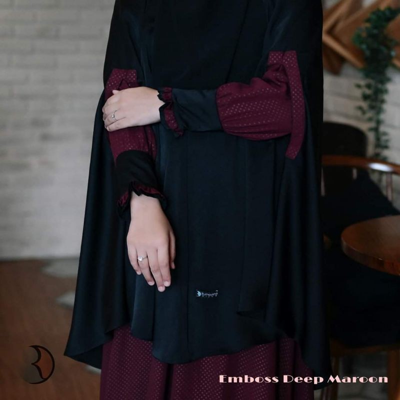 

Rumaysha emboss kotak