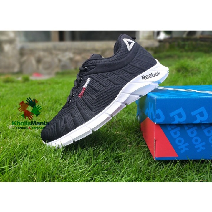 Sepatu Pria Reebok Crossfit Sneakers