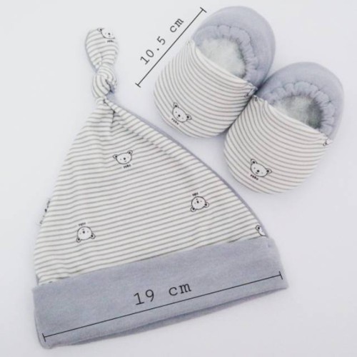 BabyU Yobo Set Topi + Sepatu Bayi Motif Random