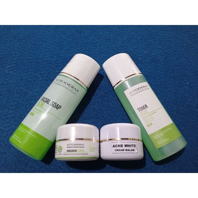 Acne white kitoderm