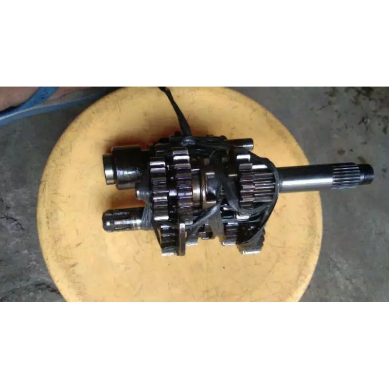 GEAR GIGI RASIO TRANSMISI FULL SET HONDA CB 150R LED CBR 150LED ORIGINAL LEPASAN MOTOR