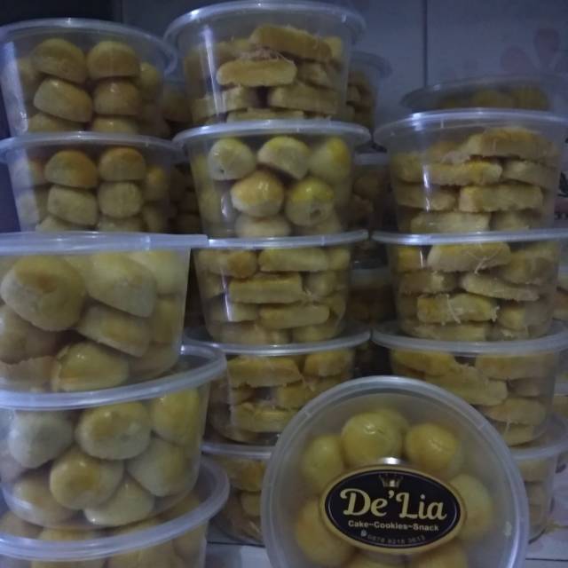 

Nastar dan keju (De'lia cake)