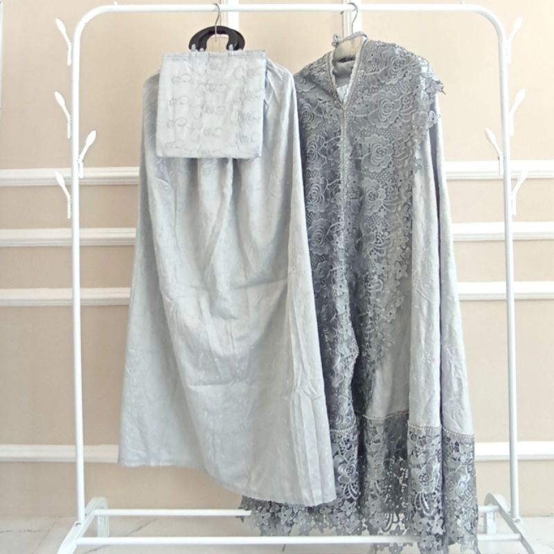 MUKENA SUTRA BORDIR PRADA MAWAR