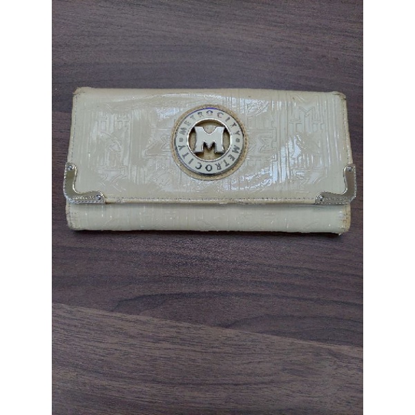 Dompet Metrocity Minus Putih