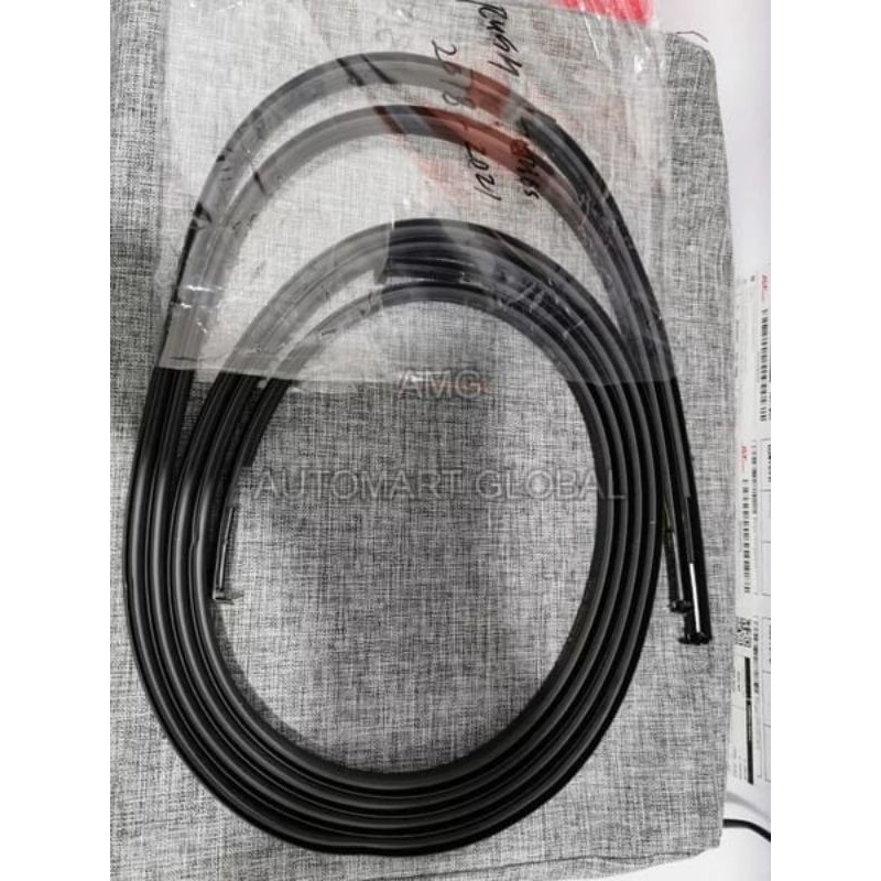 moulding roof karet atap rush terios 2018 up set 2pc original