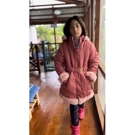 Jaket Winter Hoodie Bulu Anak Perempuan dengan Gesper