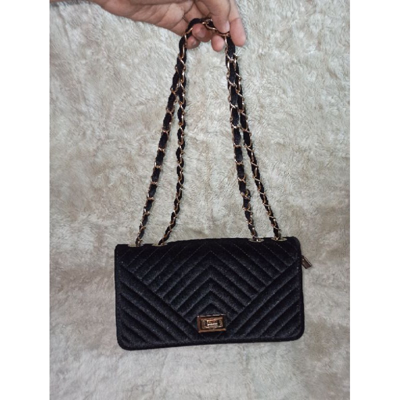 preloved tas Elizabeth tas rantai Elizabeth tas preloved branded murah