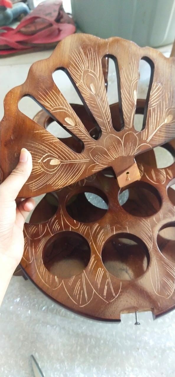 Tempat Aqua - Tempat Gelas Air Mineral Kayu Jati Merak 12 Lobang
