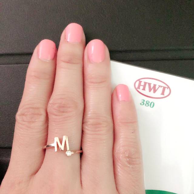 Cincin huruf emas hwt kadar 375 huruf M | Shopee Indonesia