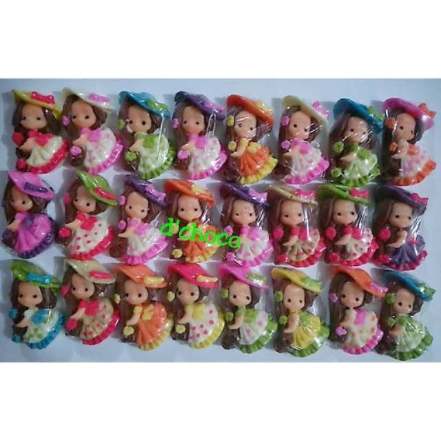 

Coklat karakter Hetty