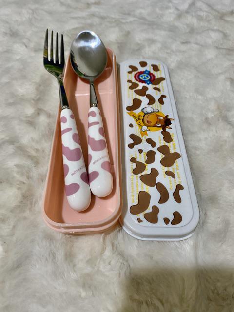 Sendok Set Karakter Sapi Pink Sendok Garpu Sapi Pink