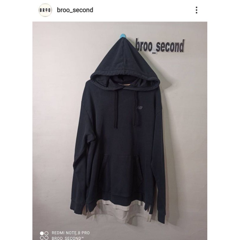 new balance jaket hoddie pria cewek second 100% original bekas rasa baru